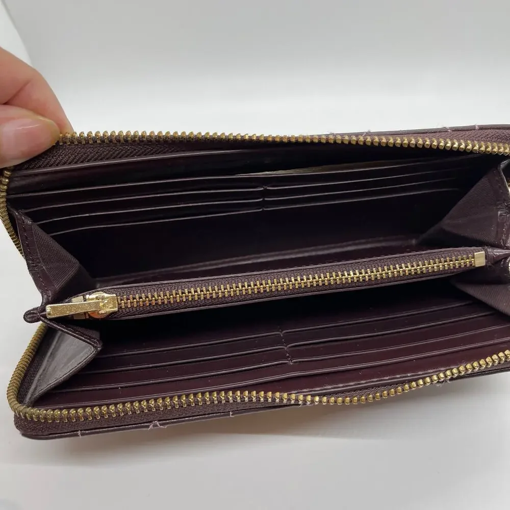 Coach Accordion Zip Wallet Quilted Design Brown Gold Zipper Studs Credit Cards
